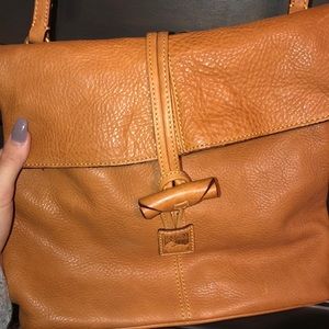 dooney & bourke crossbody leather bag